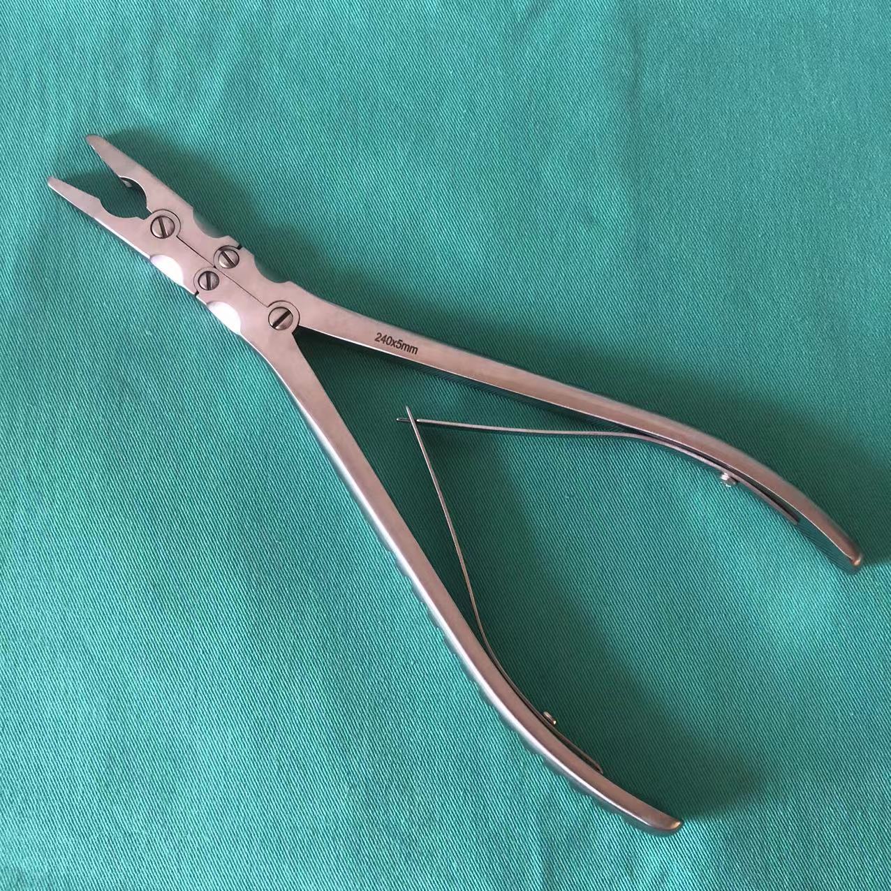 S544082d5c2a548f39ff5417462b61458B-1